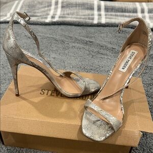 Steve Madden Silver Stiletto Heels